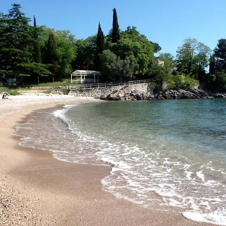 Pensión With A Parking Space Lovran, Opatija - 2302 Lovran