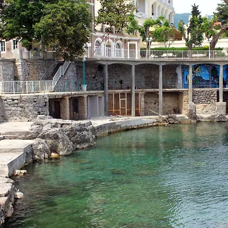 With A Parking Space Lovran, Opatija - 2302 Ловран