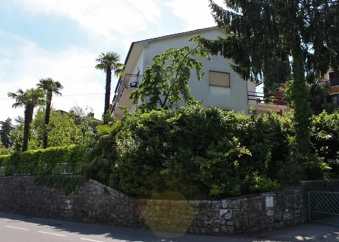 Affittacamere With A Parking Space Lovran, Opatija - 2302